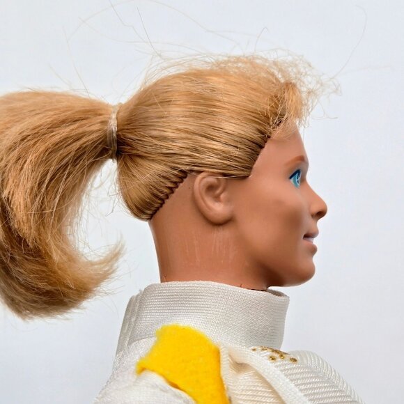 Vintage 1991 Disney Classics Beauty And The Beast Prince Doll 2436 Mattel Read - Picture 11 of 16